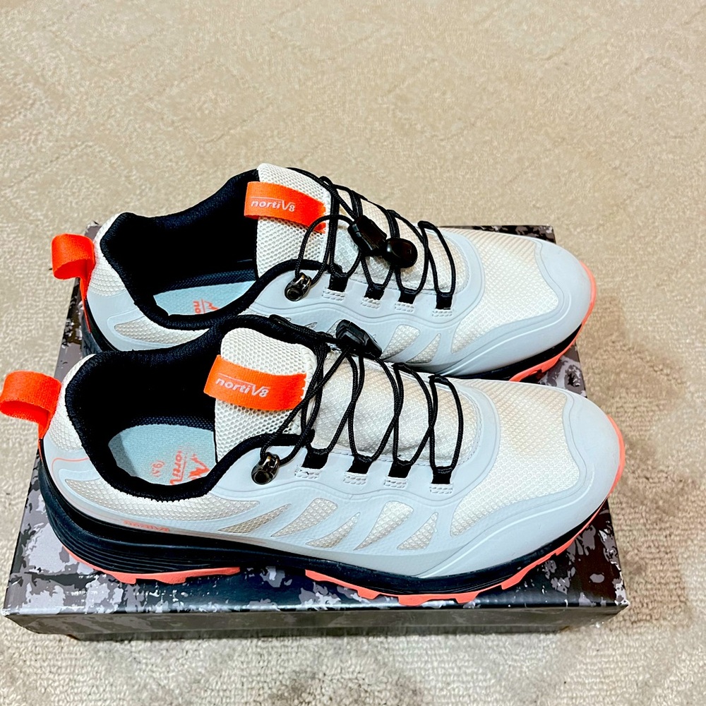 NORTIV 8 Women's Waterproof Hiking Shoes Size 9.5